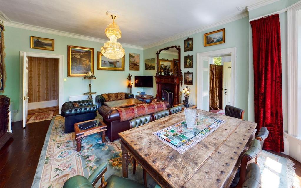 Ladock Luxurious Apartment In Historic Mansion - Sleeps 7 المظهر الخارجي الصورة